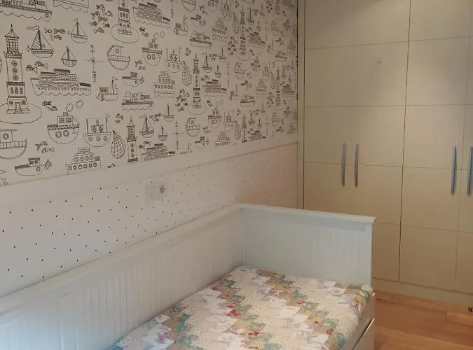 En El Centro Con Garaje Directo. Appartement