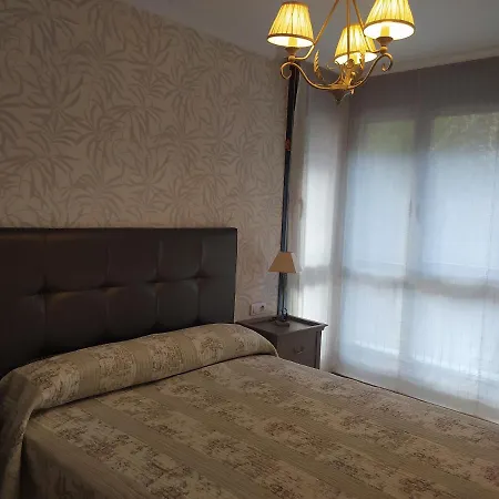 Apartamento En El Centro Con Garaje Directo.