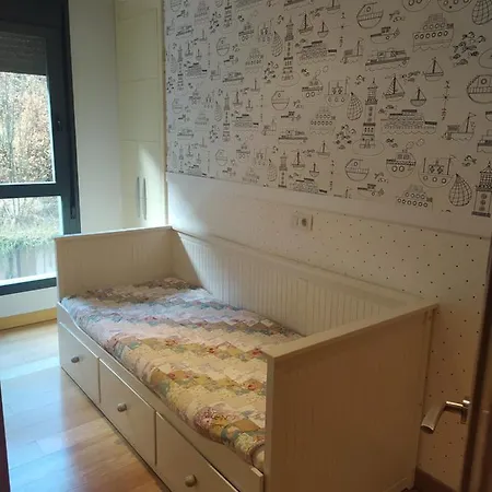 En El Centro Con Garaje Directo. Apartamento