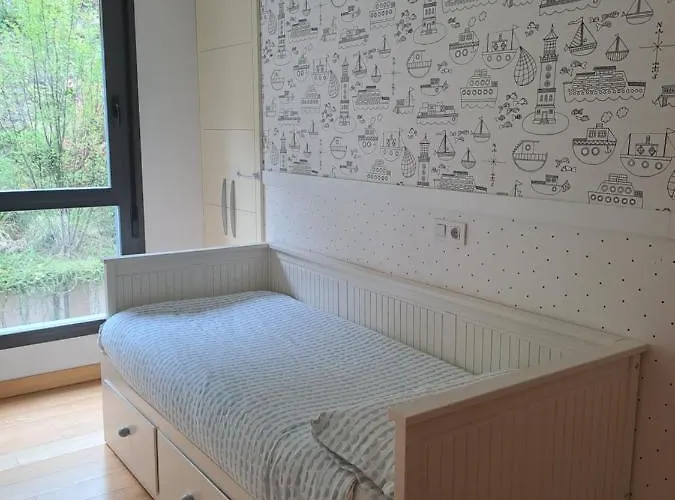 En El Centro Con Garaje Directo. Бильбао