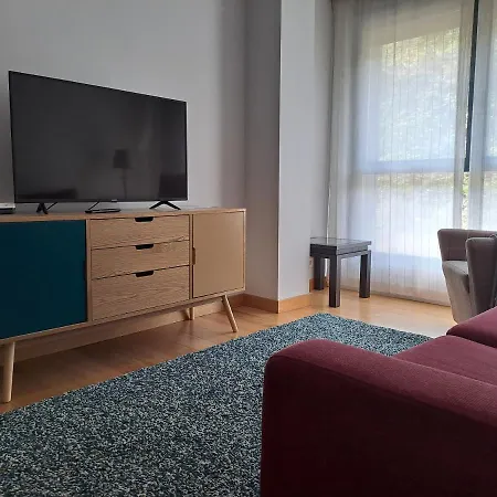 En El Centro Con Garaje Directo. *