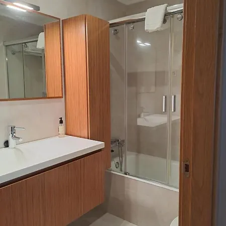 En El Centro Con Garaje Directo. * بلباو